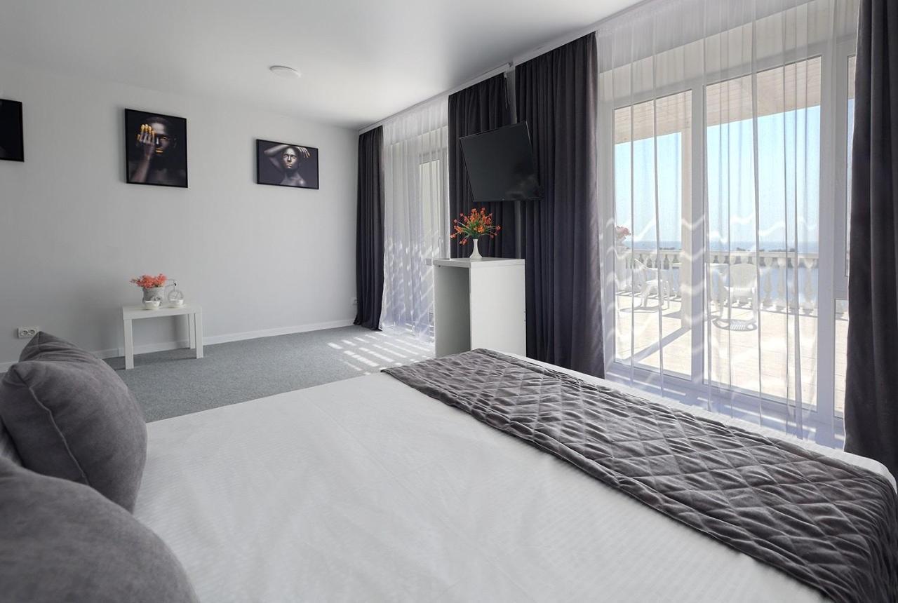 Hotel Panorama Briz Karolino-Buhaz Esterno foto
